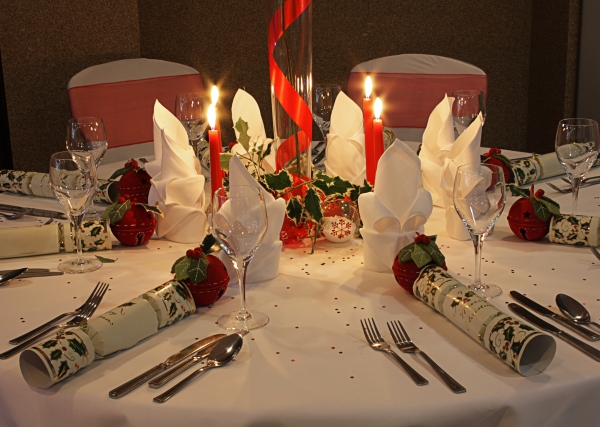 Crowne Plaza Kensington Christmas SW7, table set up, festive decorations