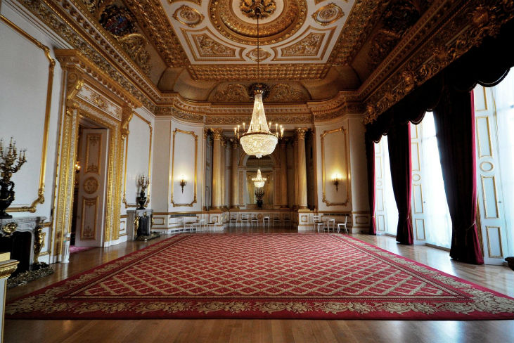 Lancaster House Venue Hire, stunning large event space, chandeliers