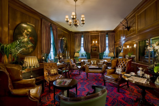 Chesterfield Mayfair Venue Hire London W1, unique library with beautiful furniture