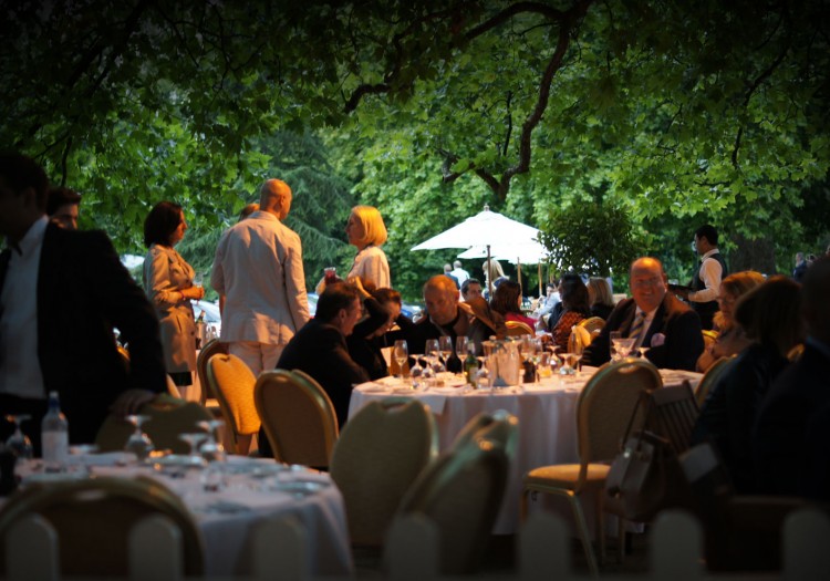 Hurlingham Club Summer Party Venue SW6, outside space, seating, large umbrellas for shade