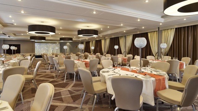 DoubleTree Hilton Ealing Venue Hire W5, large event space, round tables, banqueting set up, table centre pieces