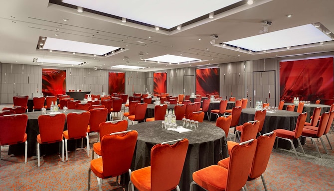 Park Plaza Riverbank Conferences and Meetings